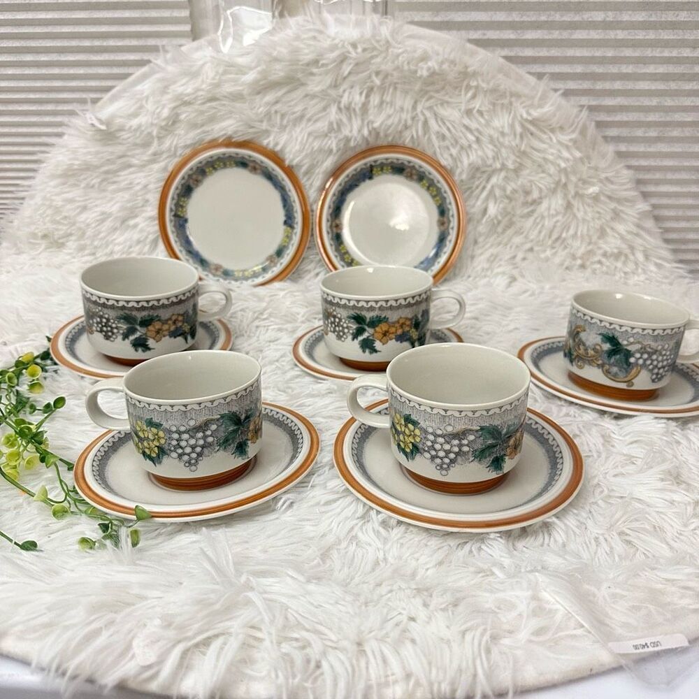 Goebel Vintage 1970’s BURGUND Small Cup, Big Cup, Saucers 12 pc Set RARE‎